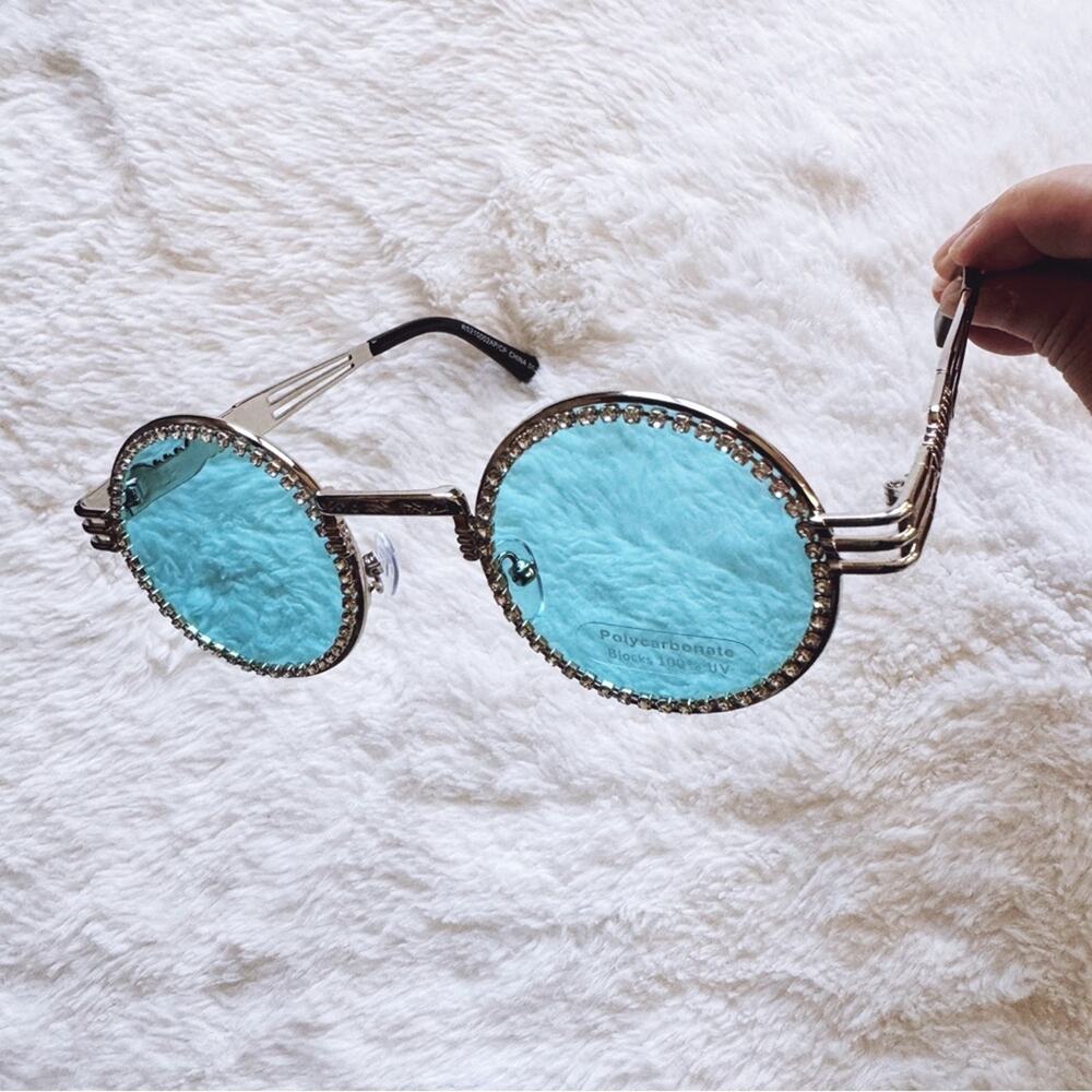 Kate Clear Blue Round Sunglasses - Picture 9 of 15